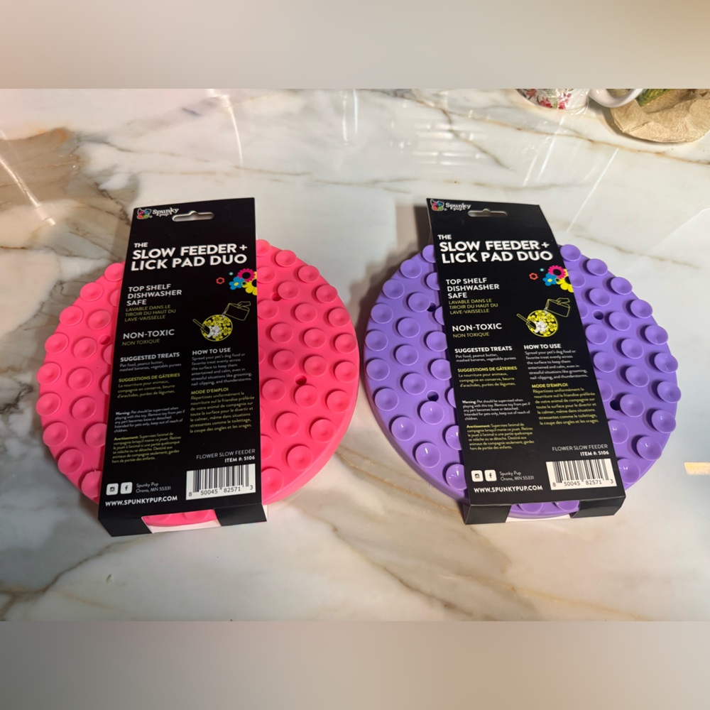 Spunky pup Pink and Purple Slow Feeder Lick Pad Duo BNWT - Picture 2 of 5